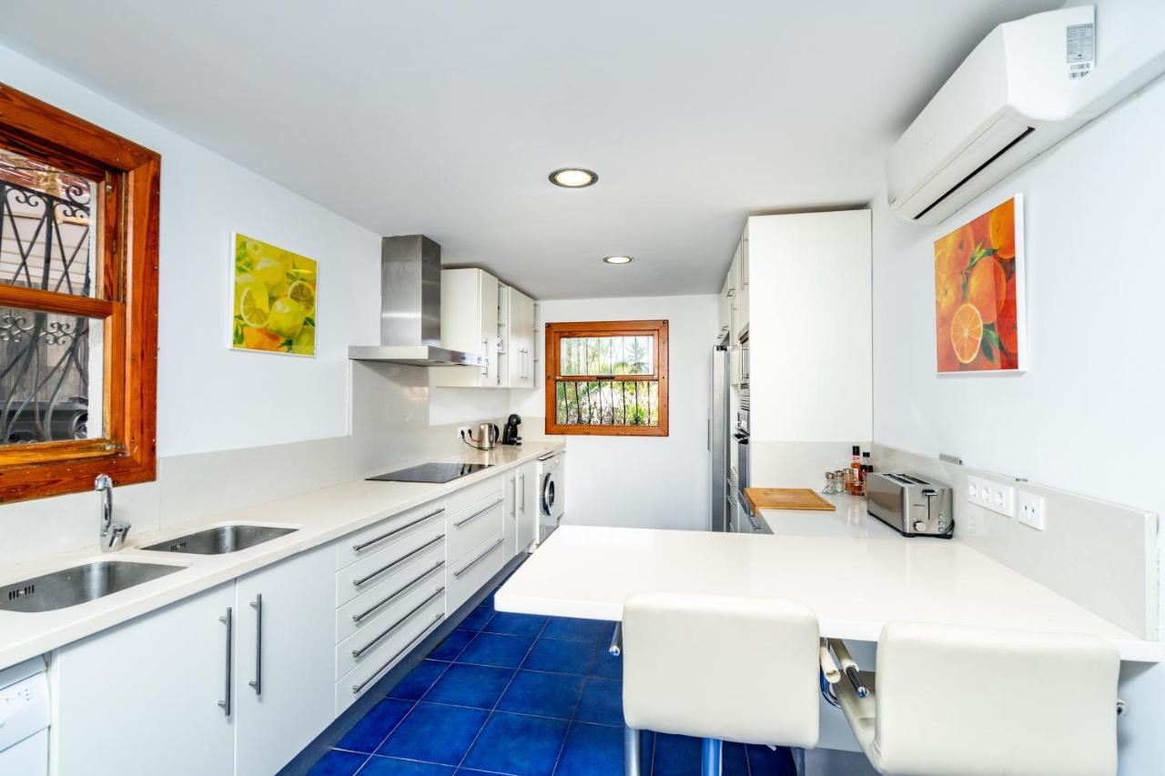 Mediterranean Villa With Amazing Views Хавеа Экстерьер фото